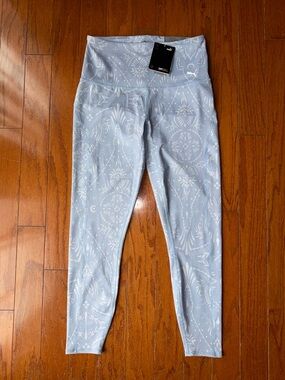 Puma AOP Studio Light Blue Floral-Print High-Waist Leggings NWT ($60.00)